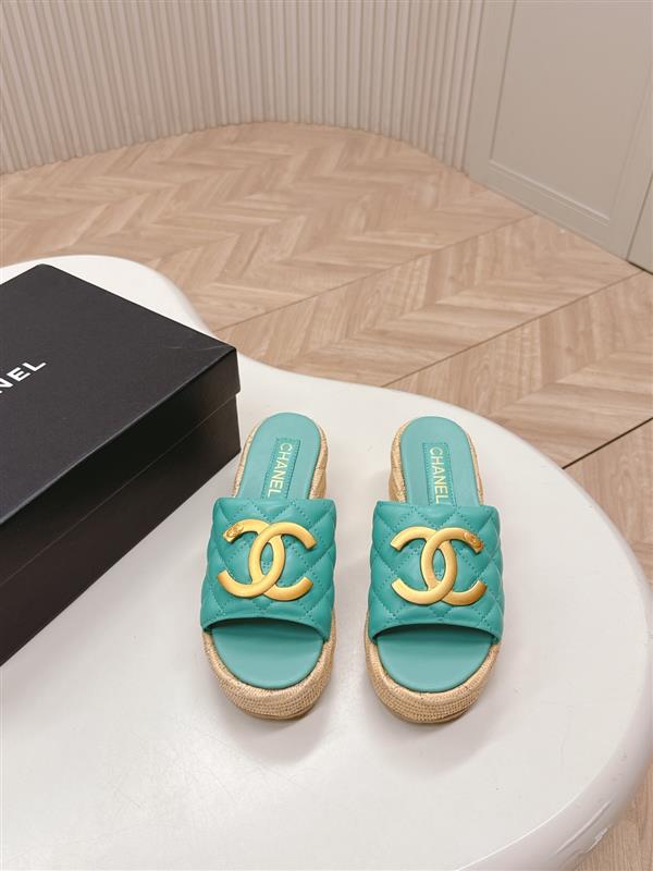 2025112818443442 270